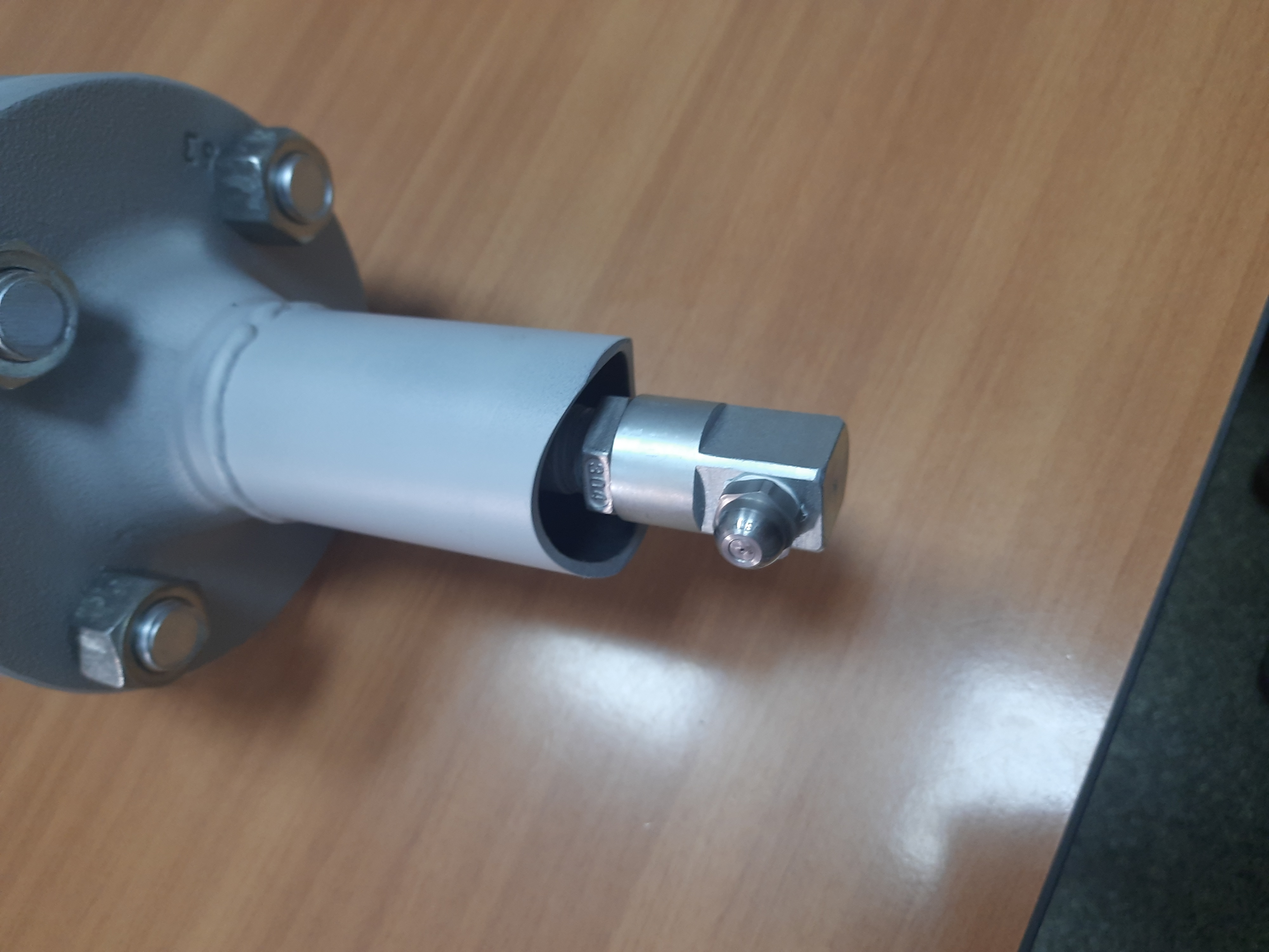 Узел ввода реагента