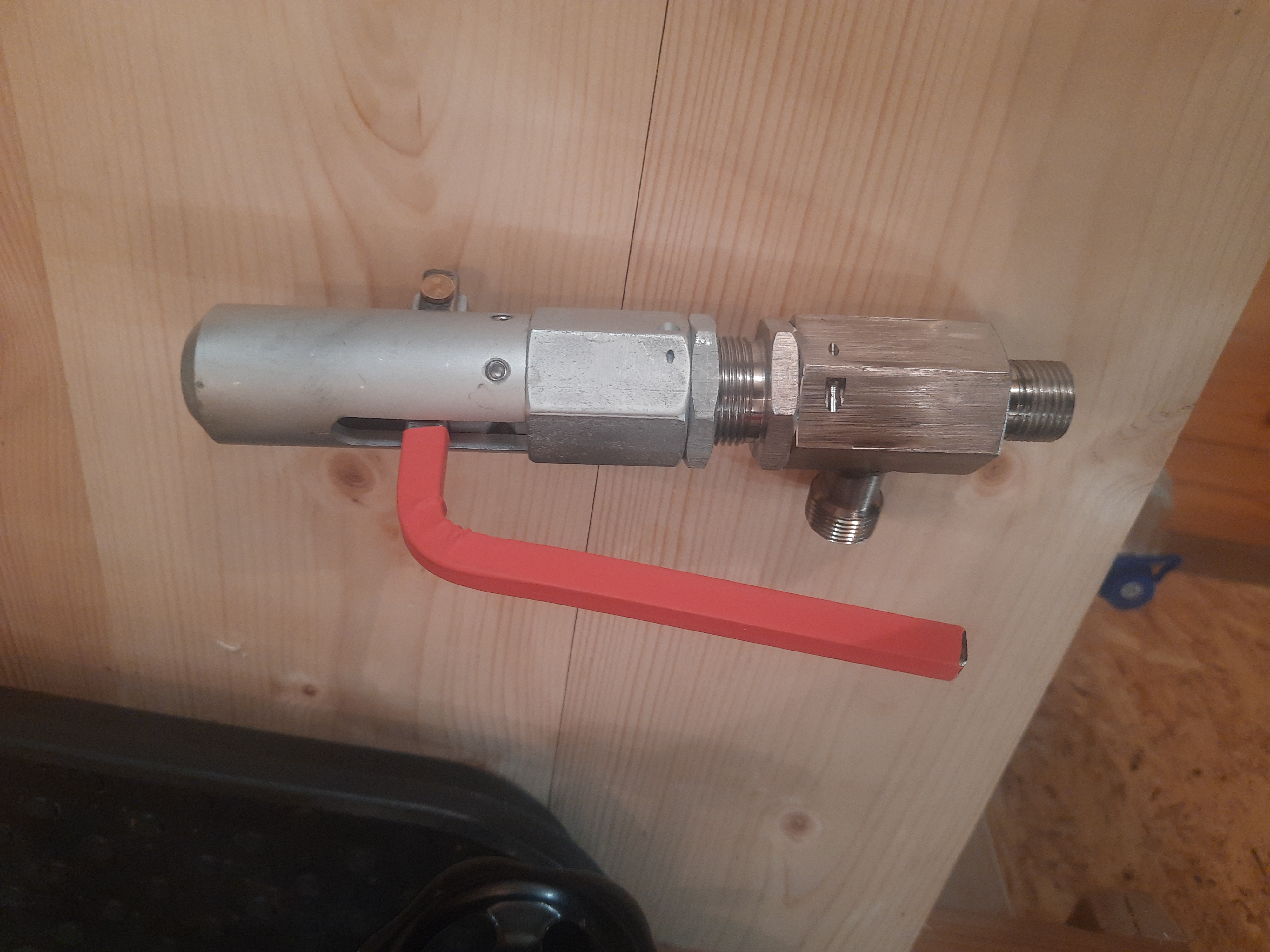 Клапан предохранительный с рп